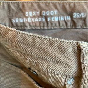 Ladies Gap Boot Cut Corduroy Size 29/8
